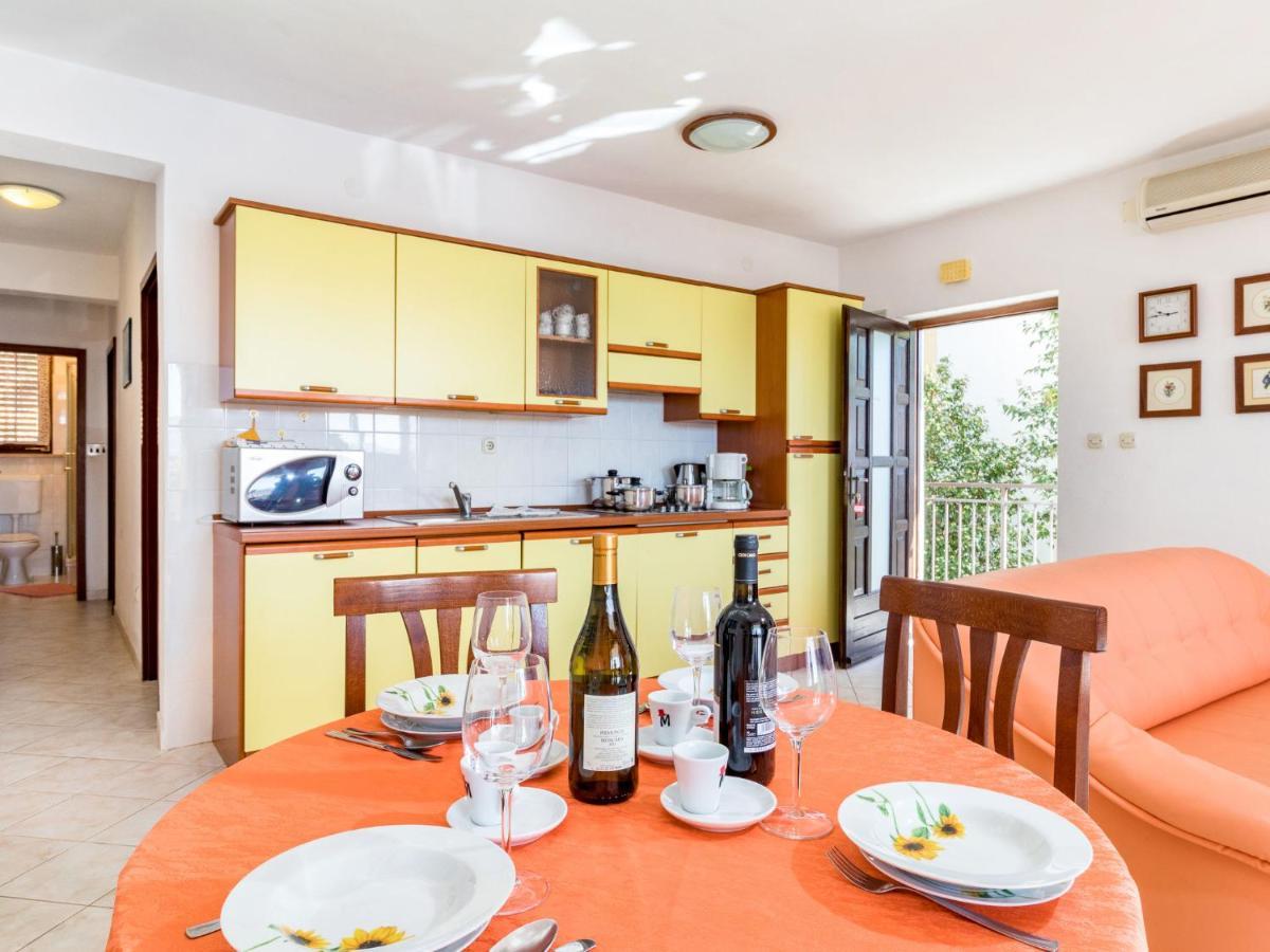 Apartment Orhideja - Rac162 By Interhome Rabac Eksteriør bilde